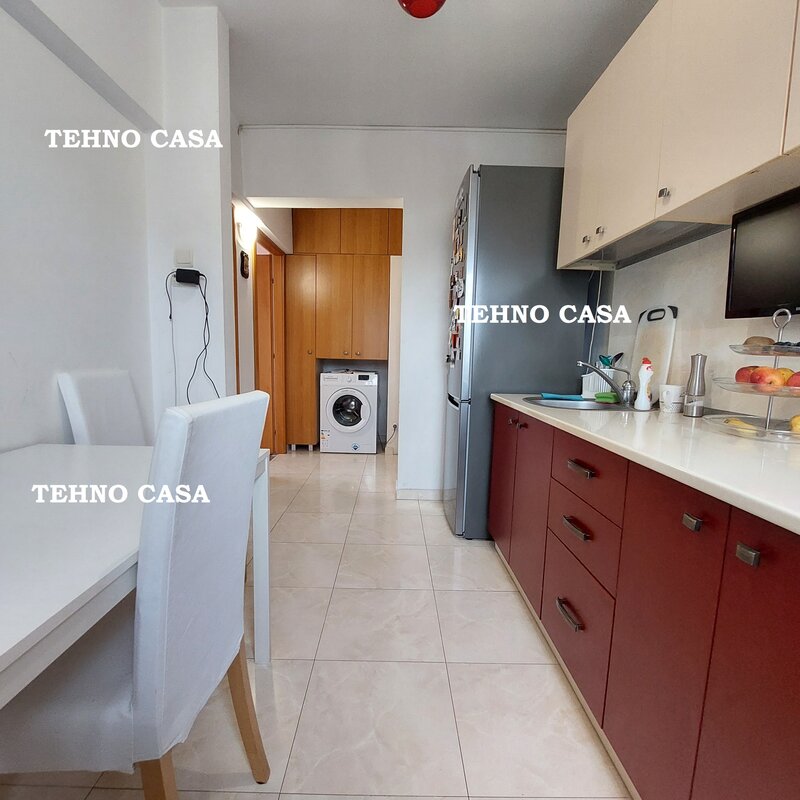 Basarabia, bloc reabilitat, et. 5, decomandat