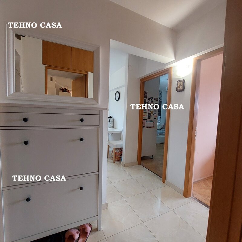 Basarabia, bloc reabilitat, et. 5, decomandat