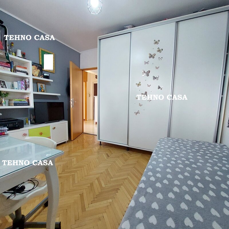 Basarabia, bloc reabilitat, et. 5, decomandat